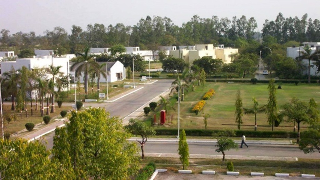 रेसिडेंशियल कॉम्पलैक्स की छवि2